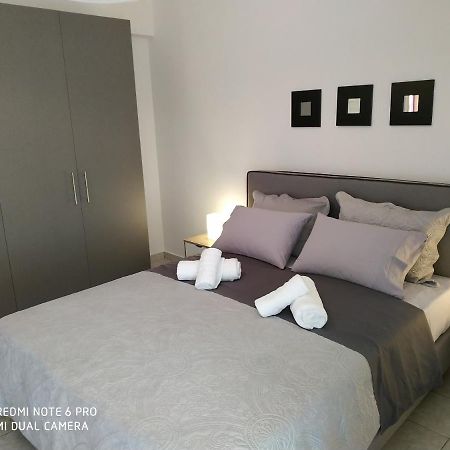 Cosi Apartment Paralia Dionysiou Esterno foto